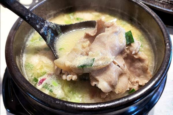 Original pork collagen soup.